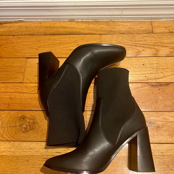 Express boots size 8 - Picture 3 of 4